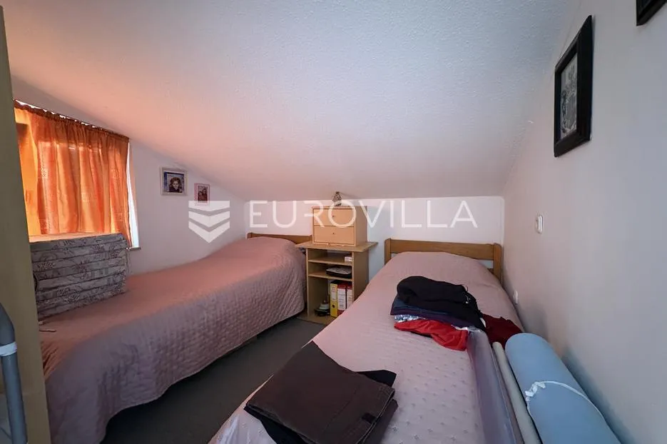 vodice, kuća s 5 apartmana, 278 m² - slika 8
