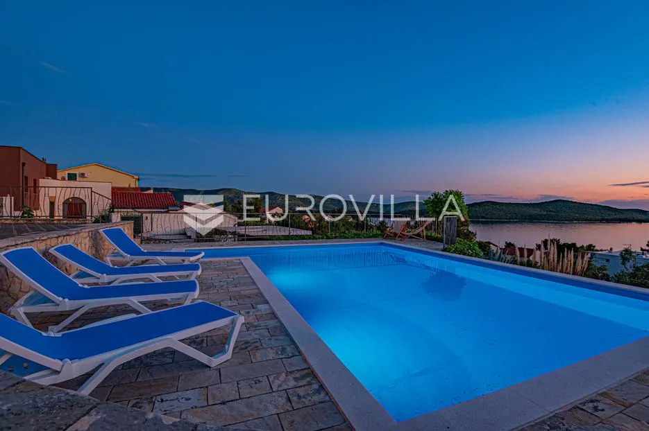 šibenik, žaborić, prekrasna kuća s bazenom i pogledom na more, 438 m² - slika 39