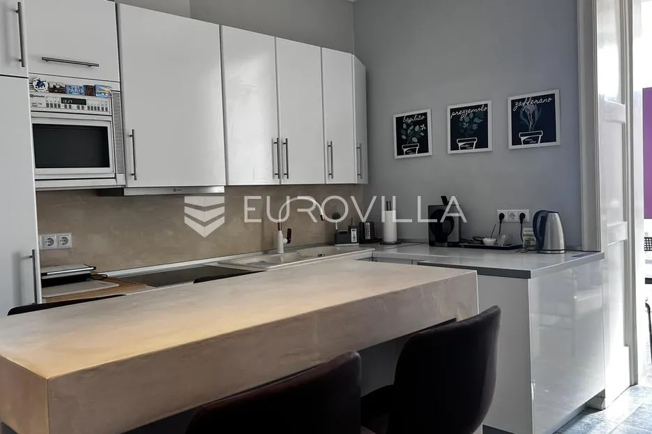 pula, centar grada dvosoban stan 55 m², dugoročni najam - slika 8