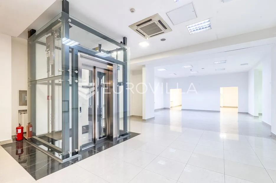 zagreb, dubrava, poslovni prostor 400 m² na 1. katu poslovne zgrade - slika 7