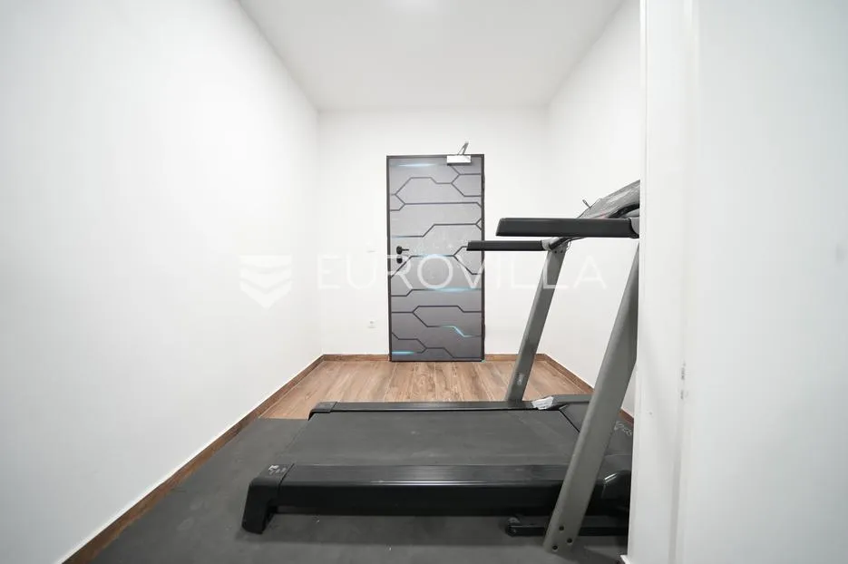 zadar, bili brig luksuzno opremljen trosobni i jednosobni stan s teretanom i spa centrom 241 m² - slika 43