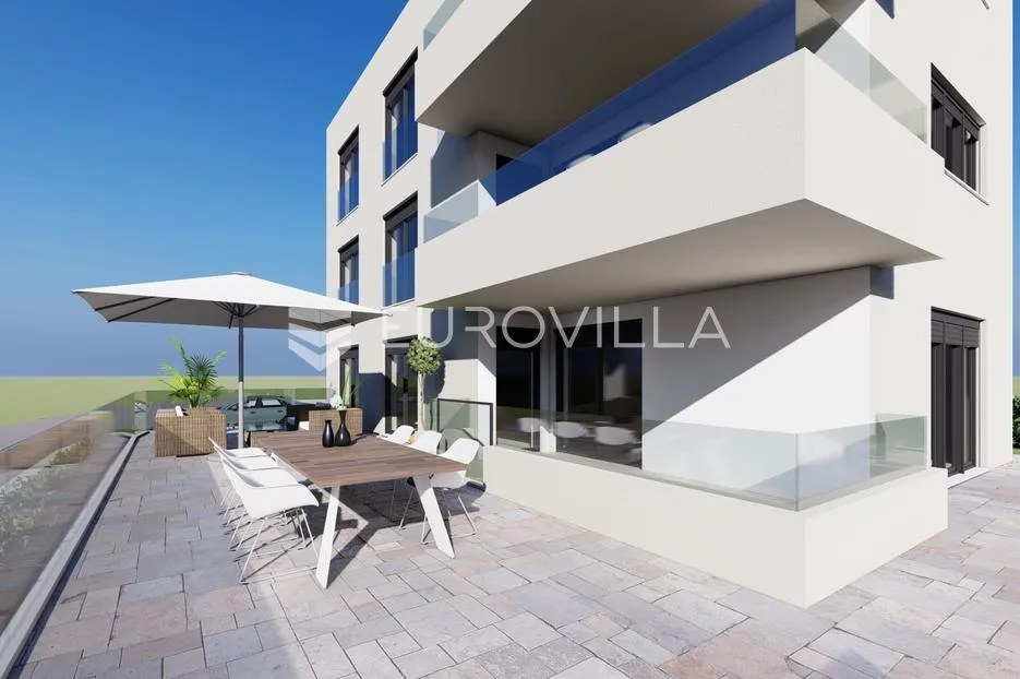 zadar, rovanjska, kompletno namješten dvosoban stan samo 55m od mora, novogradnja - slika 5