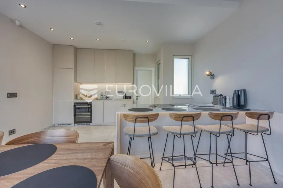 crikvenica, luksuzna vila, kuća, 280 m², okućnica 526 m², pogled na more - slika 9