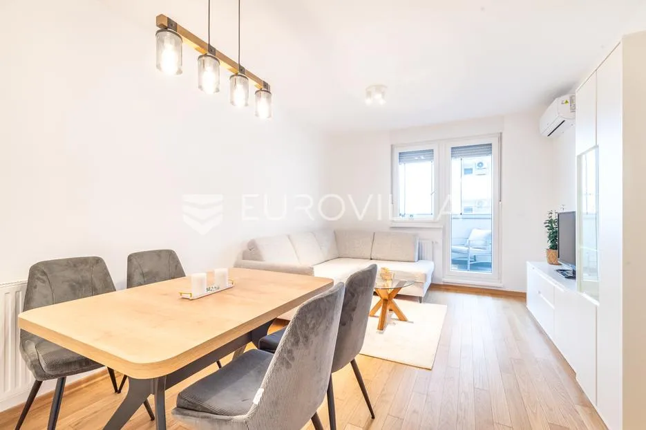 zagreb, savica, predivan trosoban stan površine 75 m² vanjsko parkirno mjesto - slika 2