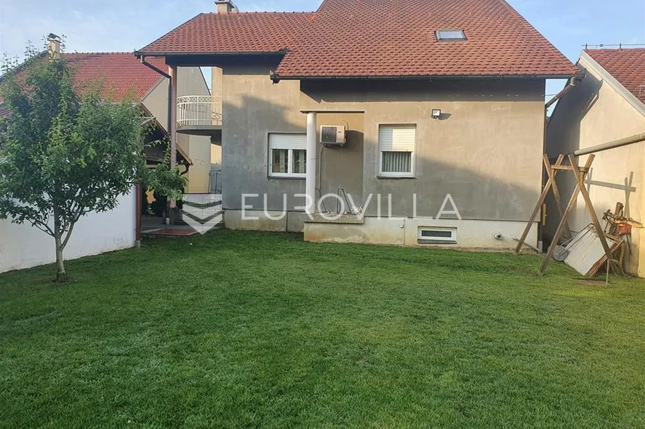 vinkovci, kuća 300 m², centar, namještena, odmah useljiva - slika 4
