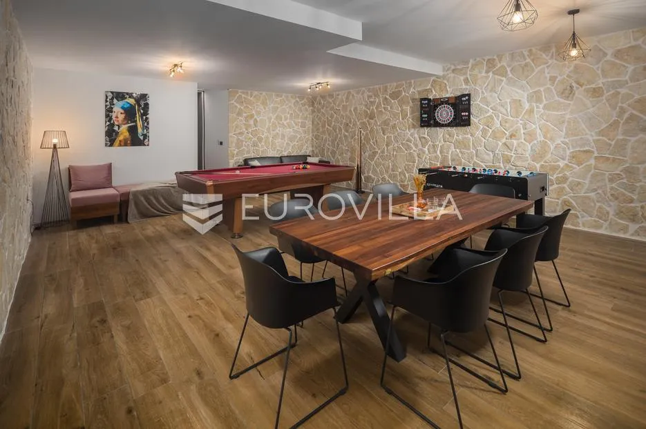 istra, funtana, luksuzna moderna vila na samo 500 metara od mora - slika 42
