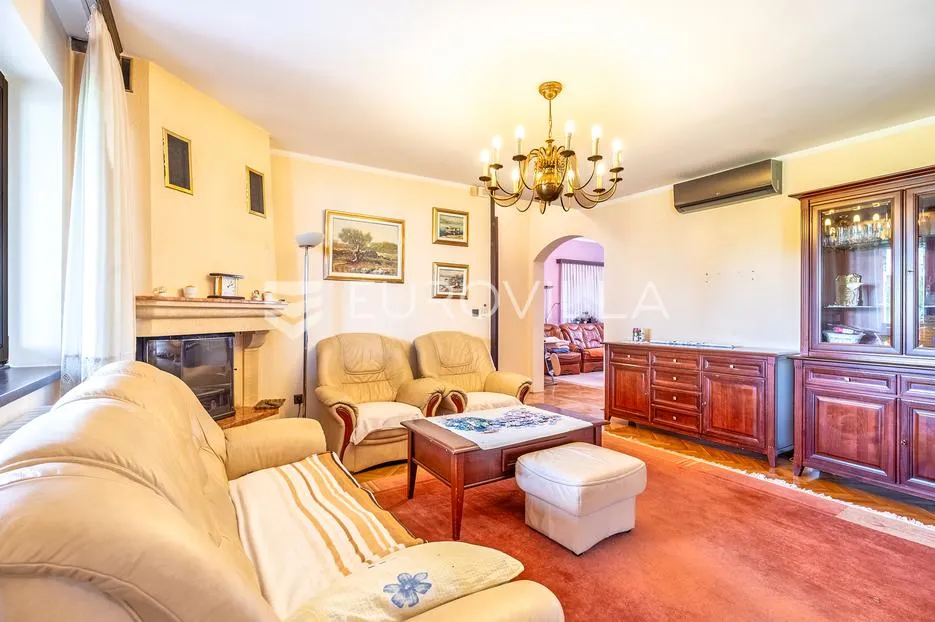 zagreb, lučko, odlična kuća 400 m² na zemljištu od 1740 m² - slika 9