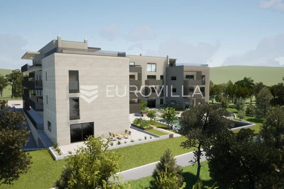 istra, tar, jednosobni stan u prizemlju - slika 9