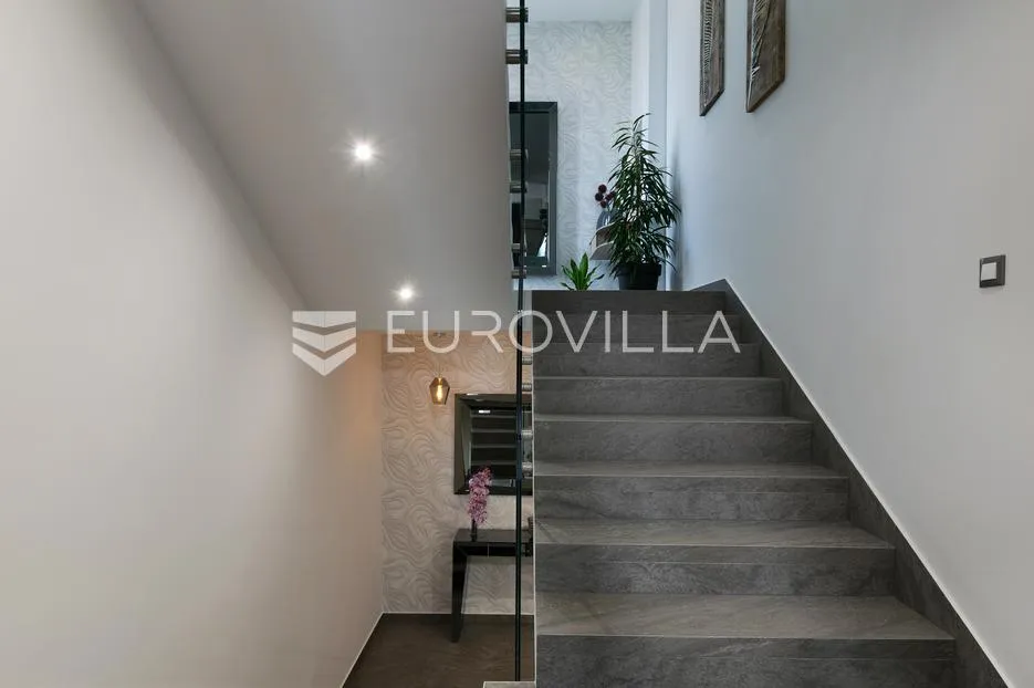rogoznica, zatoglav, luksuzna vila s bazenom, 330 m2 - slika 13