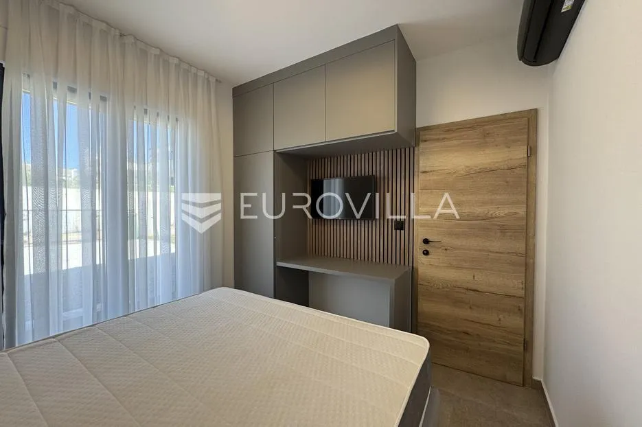 istra, jakovići, novogradnja, prizemnica 144 m2 s dvije spavaće sobe i bazenom - slika 27