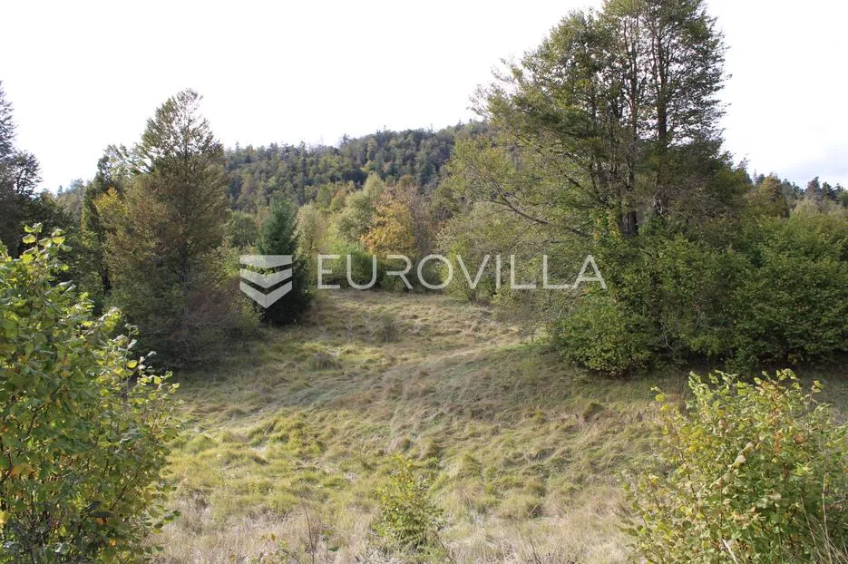 Fužine, predivan ravan teren 1476 m², blizini jezera Bajer