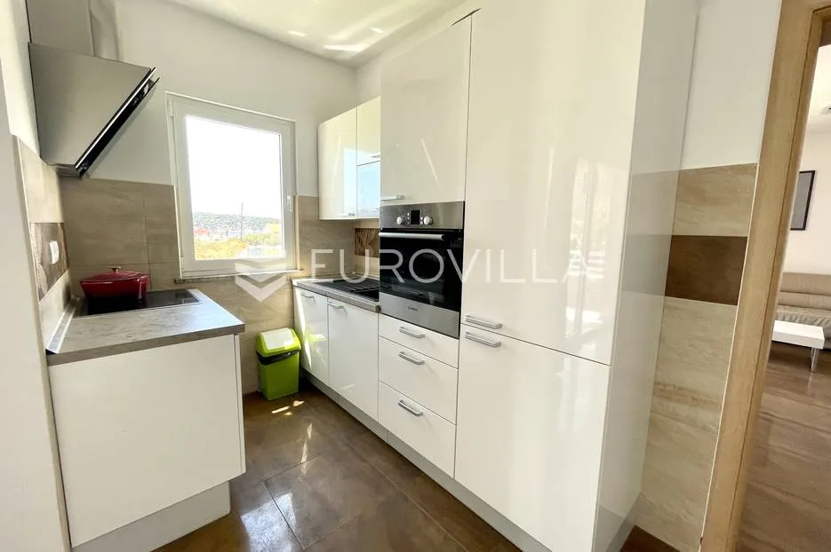 otok rab, barbat, predivna apartmanska vila - slika 5