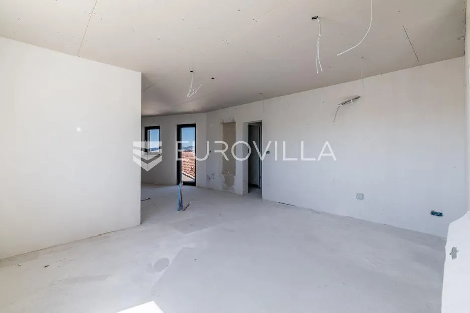 čiovo, okrug gornji | dvosobni apartman na drugom katu - slika 12
