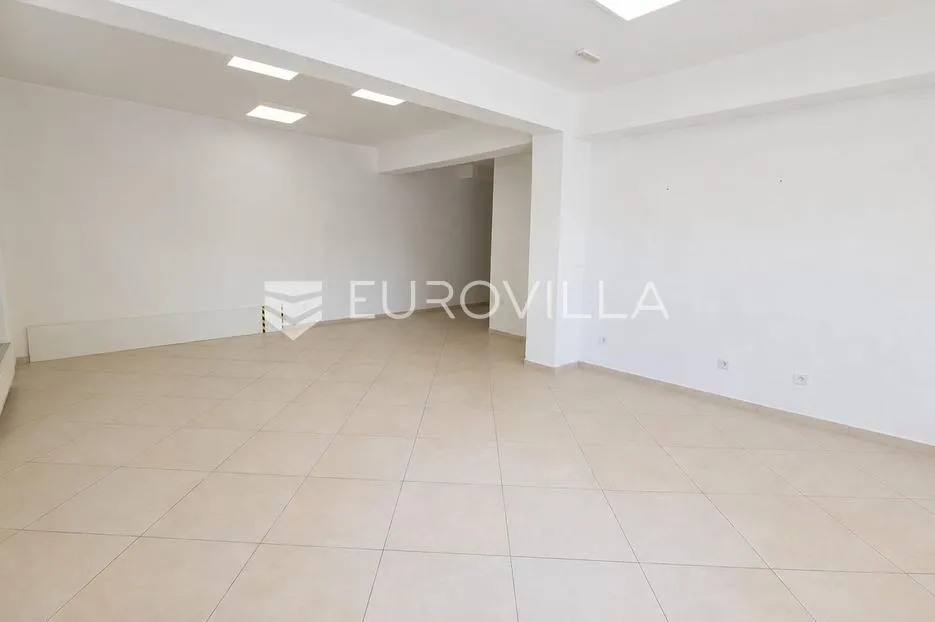 osijek, centar, iznajmljuje se poslovni lokal površine 107 m² - slika 2