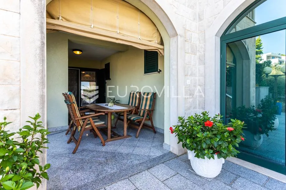omiš, apartmanska kuća blizu plaže - slika 29