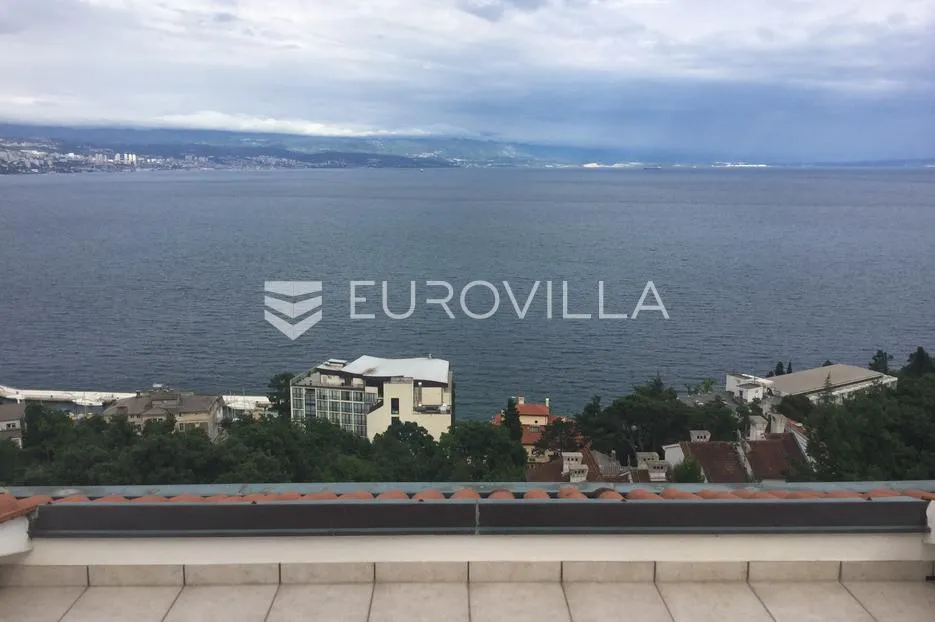 opatija, četverosobni dvoetažni penthouse s panoramskim pogledom na more - slika 12