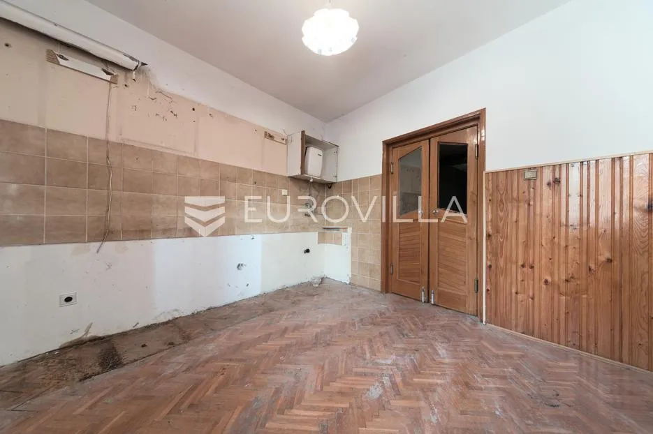 osijek, donji grad, kuća s dvorištem za adaptaciju 236 m² - slika 22