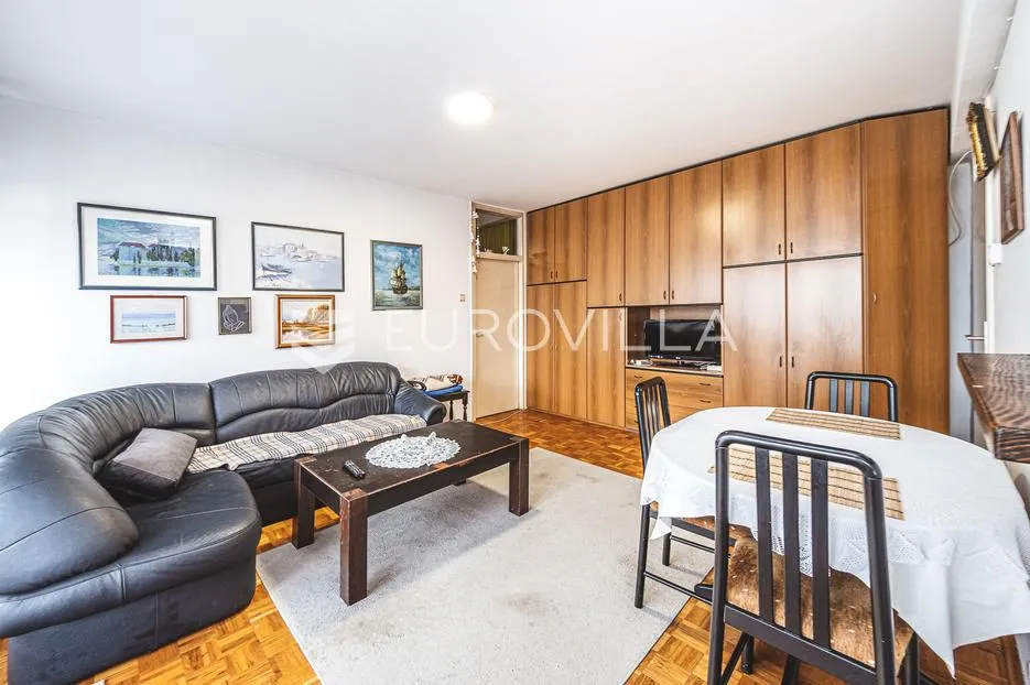 zagreb, vukomerec, komforan trosoban stan površine 64 m² - slika 3
