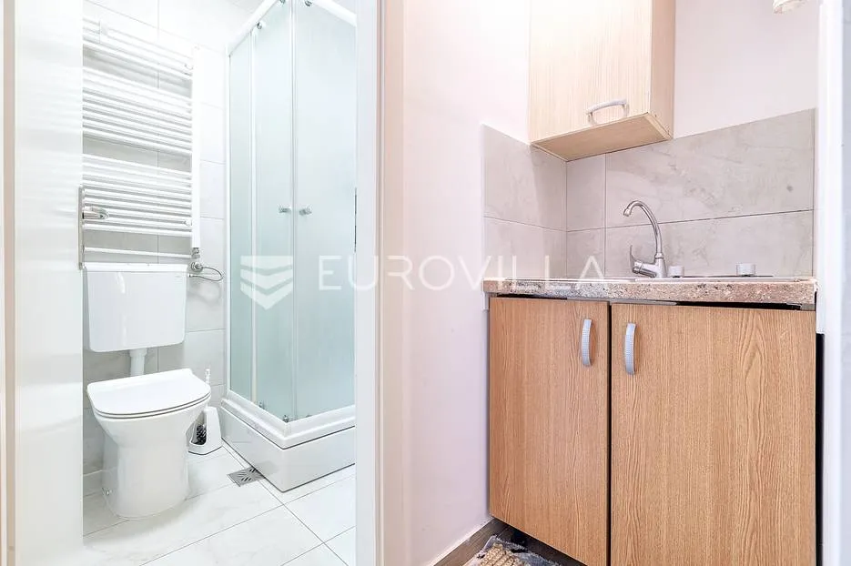 zagreb, trešnjevka, zgrada, 4 etaže, 215 m² - slika 9