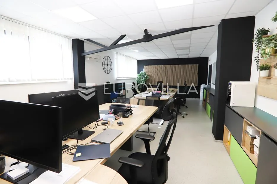 osijek, prodaja najam poslovni kompleks, 2.100 m² na zemljištu od 4200 m² - slika 21
