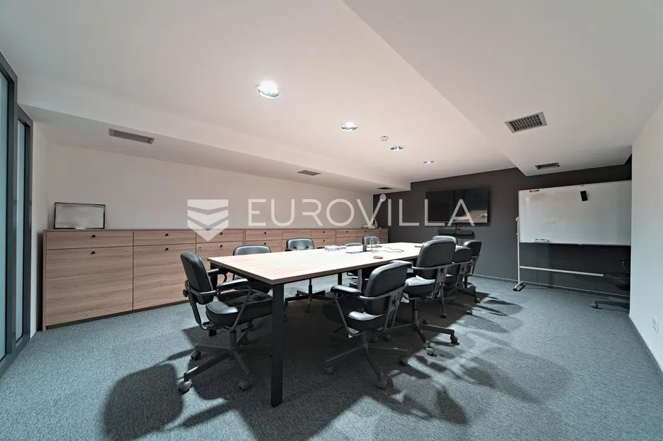 osijek, centar, poslovni prostor od 500 m² na tri etaže - slika 3