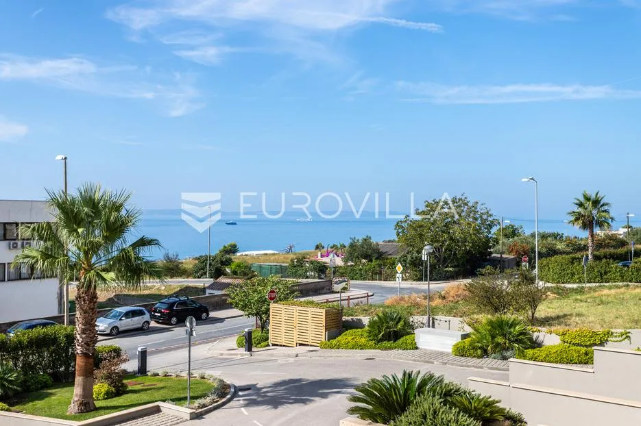 split, morska vila, stan dostupan za zimski najam - slika 10