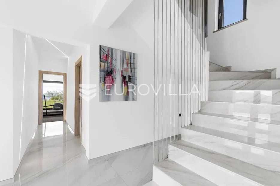 istra, vrh, villa s predivnim panoramskim pogledom - slika 16
