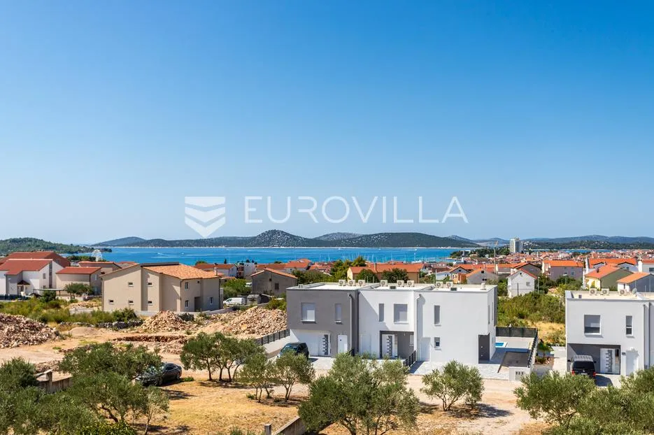 vodice, prekrasan trosoban penthouse s pogledom na more, 143,31 m² - slika 20