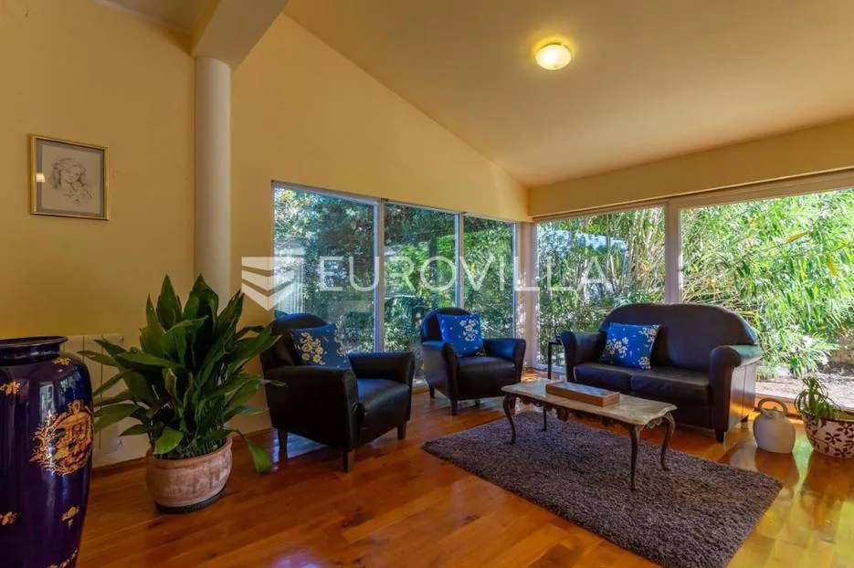 rakalj, predivna, prostrana villa s bazenom i velikom okućnicom, 452 m² - slika 18