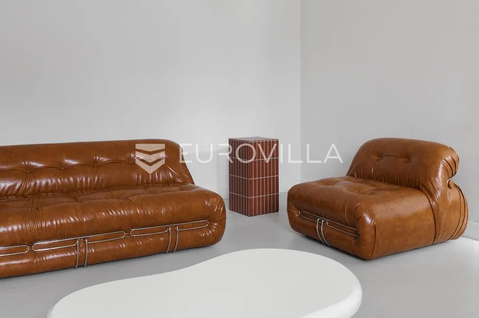 ilica poslovno, stambeni prostor 227.32 m² s parkingom - slika 28