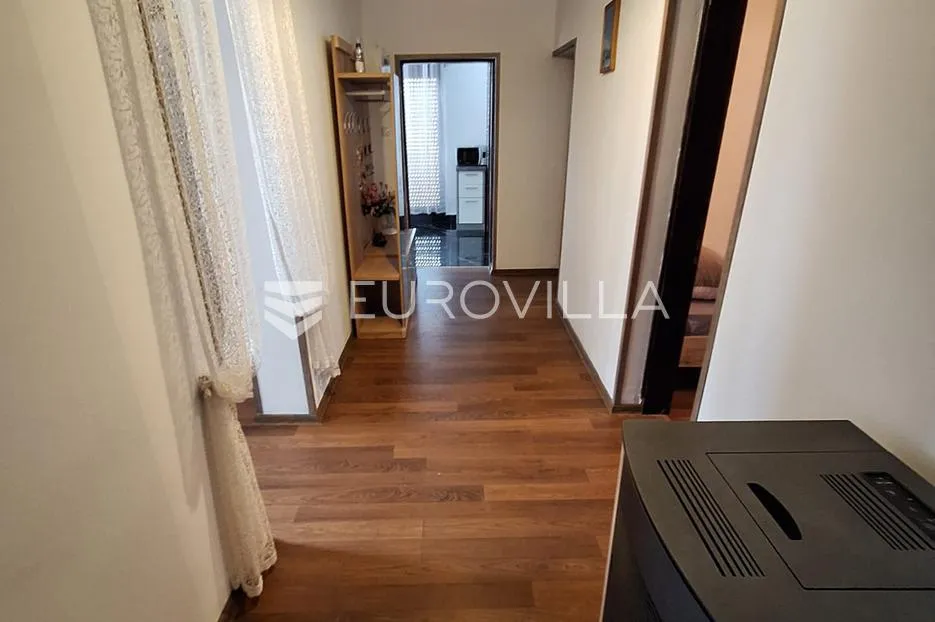 slunj, taborište, kuća 440 m², 3 stana, gospodarska zgrada, mirna lokacija - slika 15