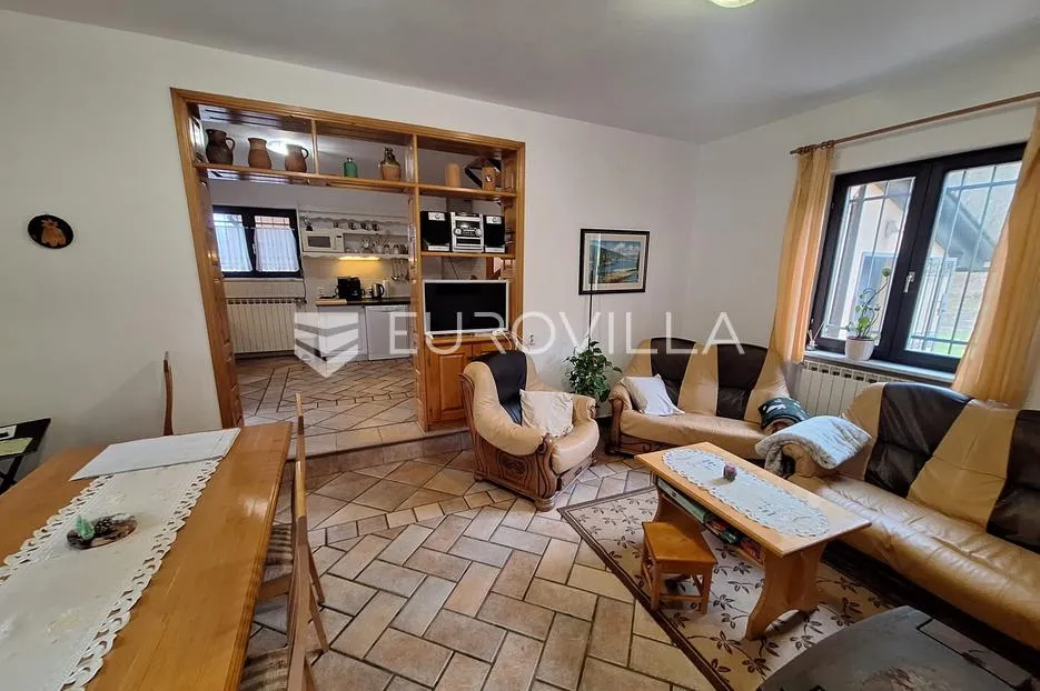 ogulin, gornje zagorje, kuća 210 m², vlastito kupalište na jezeru sabljaci - slika 9