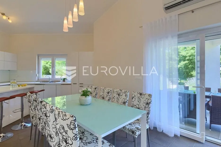 labin, kršan, prekrasna samostojeća kuća s bazenom na prostranom zemljištu od 4261 m²,mirna lokacija - slika 14