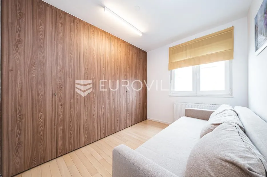 zagreb, kajzerica, prvi najam, moderan trosoban stan 75 m² - slika 12