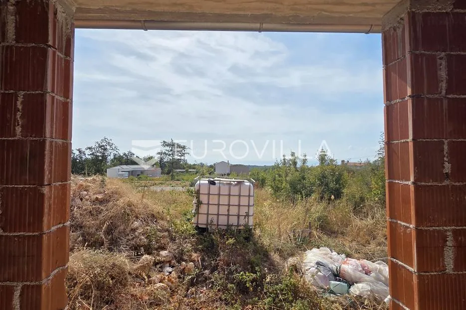 istra, peruški, rohbau kuća s bazenom i panoramskim pogledom na more - slika 7
