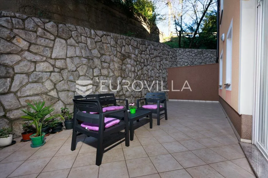 kastav, brestovice, trosoban stan 75 m² s velikom ograđenom terasom, dugoročni najam - slika 12