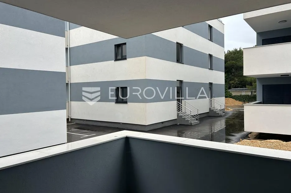 biograd na moru, dvosobni apartman u prizemlju površine 69,85 m² - slika 20
