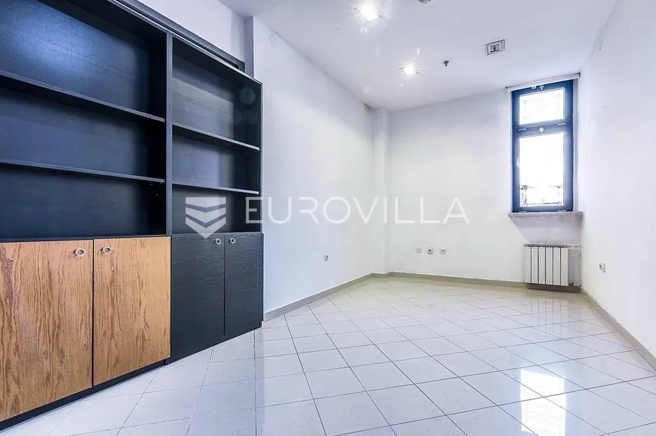 zagreb, martićeva ulica, poslovni prostor/ured, 25,55 m² - slika 2