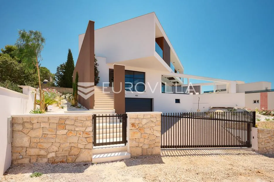 primošten, novogradnja, jedinstvena vila s bazenom - slika 5