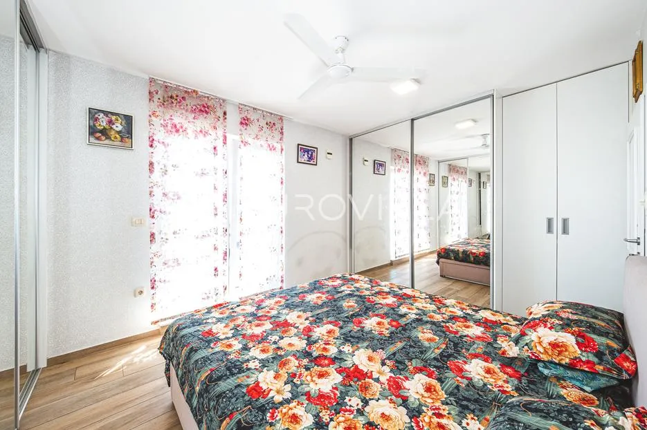 samobor, prekrasna moderna kuća 301 m² - slika 26