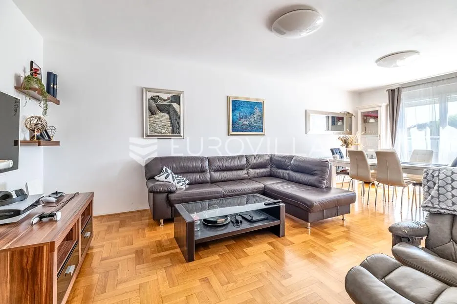 zagreb, maksimirsko naselje, prostran dvosoban stan s 2 garaže 101,5 m². - slika 2