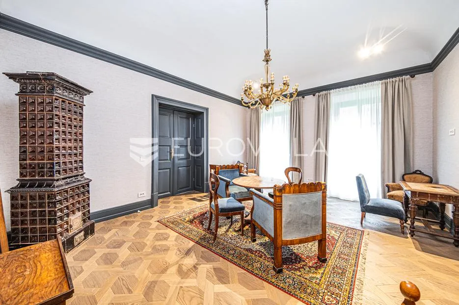 zagreb, gornji grad, demetrova ulica, luksuzan peterosoban stan 260 m² u palači s atrijem - slika 9