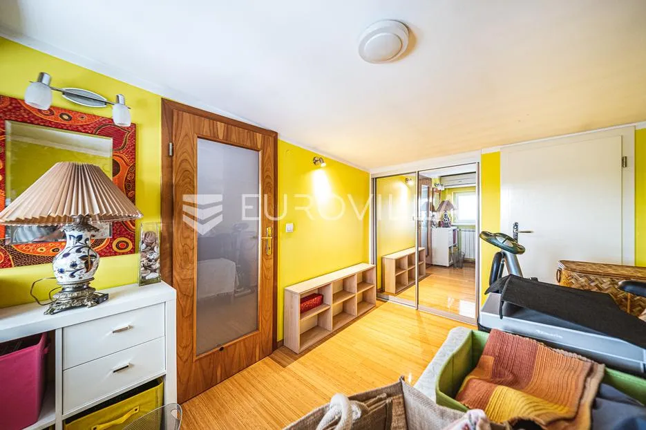 zagreb, borovje, funkcionalan peterosoban stan 130 m² parking - slika 17