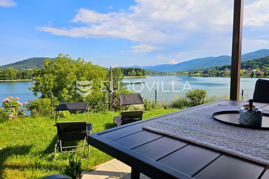 Ogulin, Sabljak Selo, kuća 135 m² na jezeru Sabljaci - Sabljak Selo, Ogulin