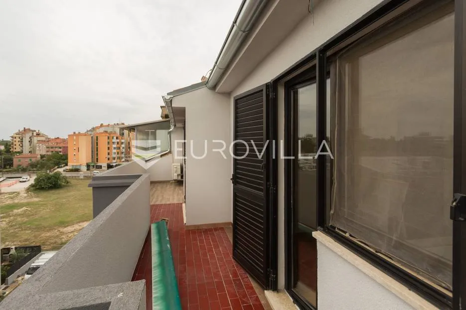 rovinj, stan 5. kat s pogledom na more - slika 9