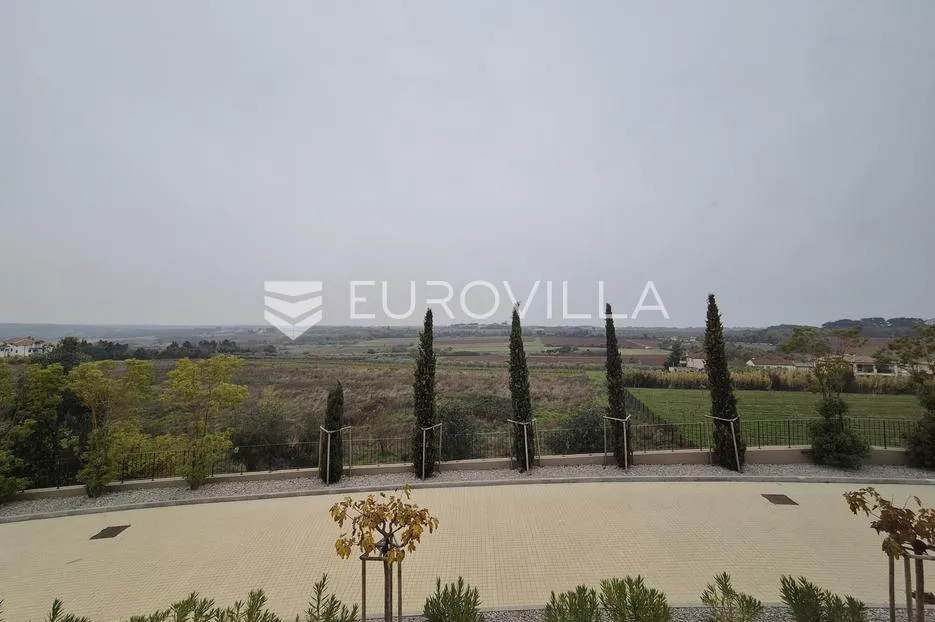 istra, savudrija, luksuzna vila u prestižnom resortu s privatnim bazenom - slika 8