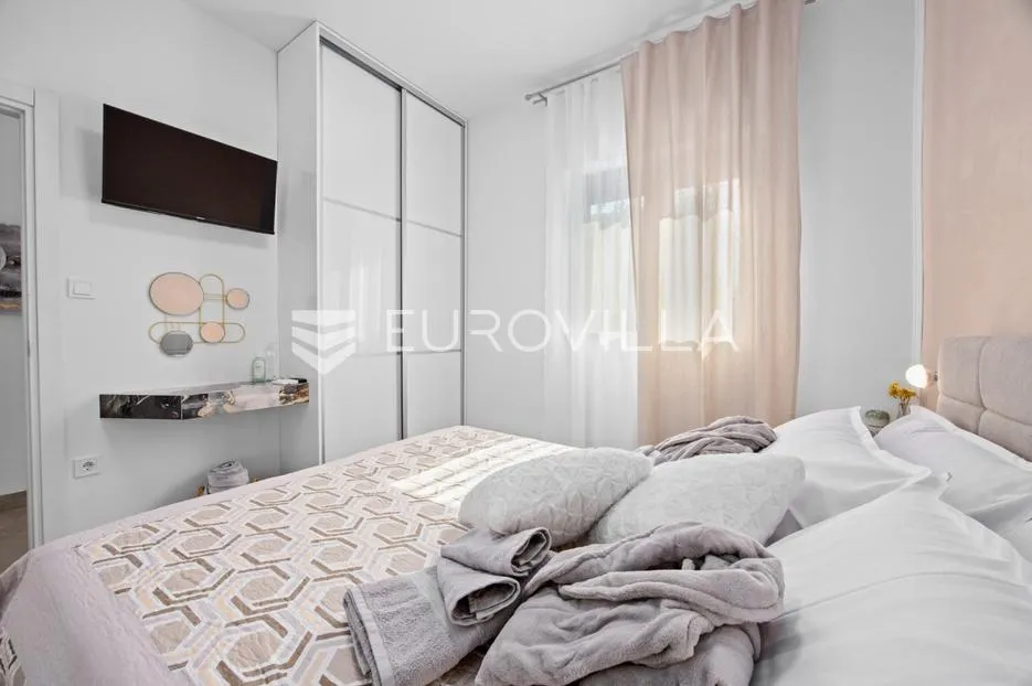 istra, rovinj, atraktivna kuća 170m2 s bazenom u neposrednoj blizini centra - slika 3