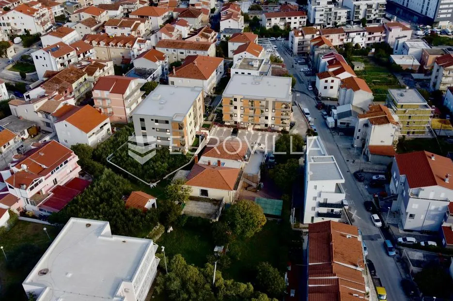 split, visoka, moderan trosobni stan - slika 8