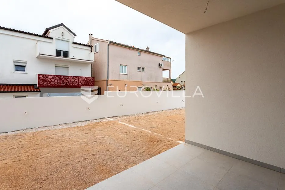 vodice, prostran dvosoban stan, 112,61 m² - slika 13