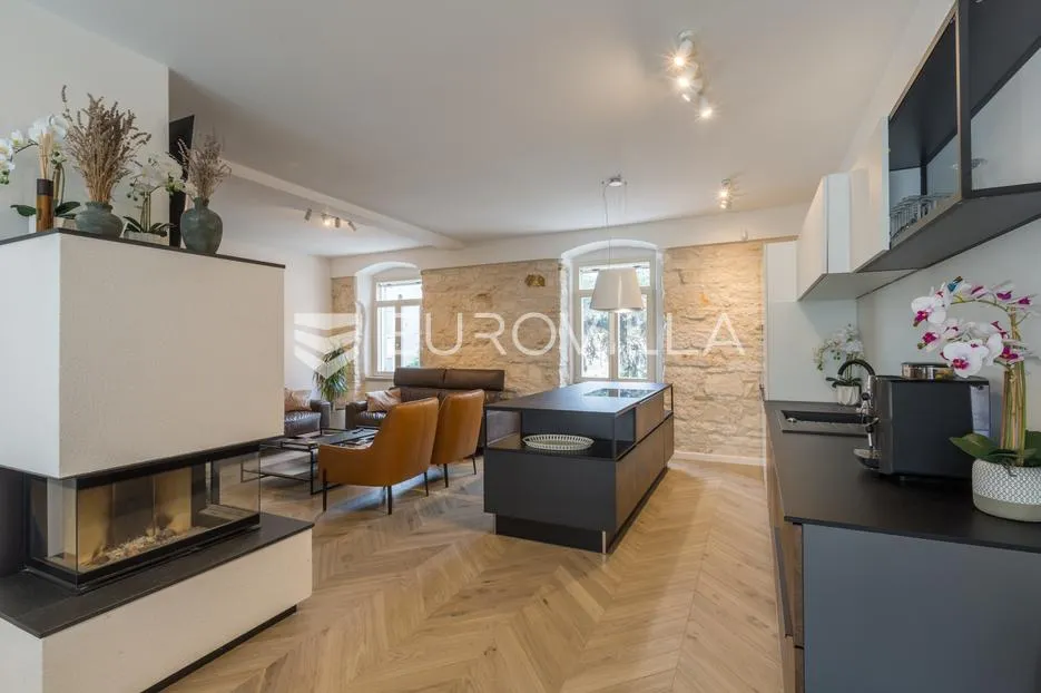 istra, pula, potpuno renovirana austrougarska villa u srcu pule - slika 4